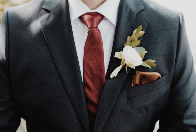  Cravates fleuries : La touche d’élégance qui fait la différence