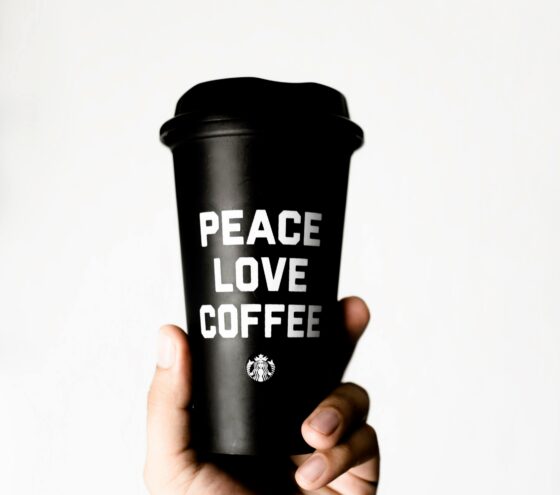 Gobelets personnalisés : l&rsquo;accessoire idéal pour toutes vos occasions