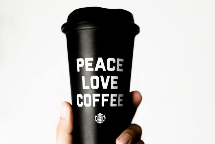 Gobelets personnalisés : l&rsquo;accessoire idéal pour toutes vos occasions