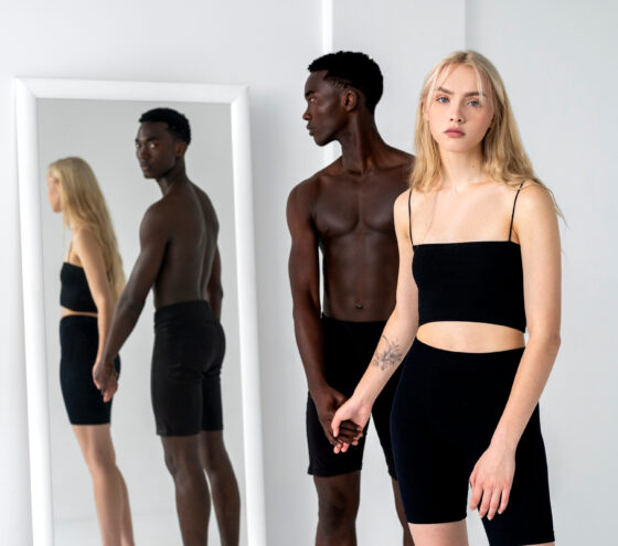 Le Mirrorwear : Quand la mode devient réflexion